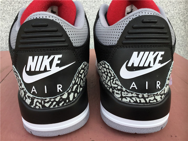 Air Jordan 3 Retro Sneaker "Black Cement"