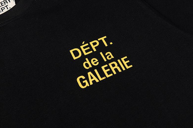 Graphic G Dept Tee