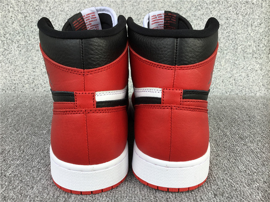 Air Jordan 1 Sneaker "Homage To Home"