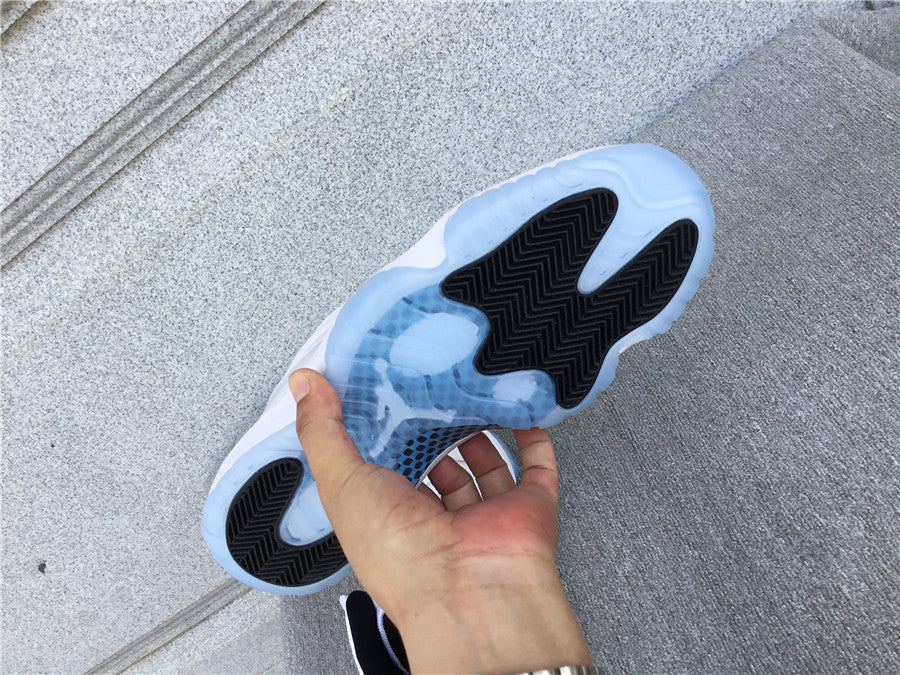 Air Jordan 11 "Legend Blue"