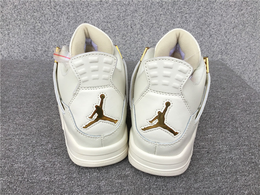 Air Jordan 4 Sneaker WMNS “Sail”