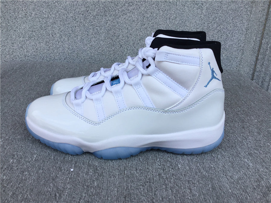 Air Jordan 11 "Legend Blue"