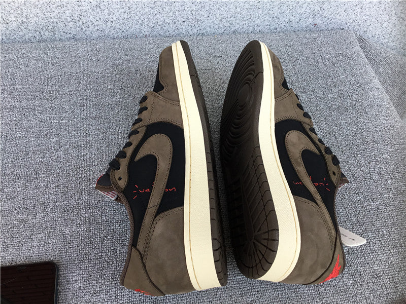 Air Jordan 1 Low Sneaker Travis Scott