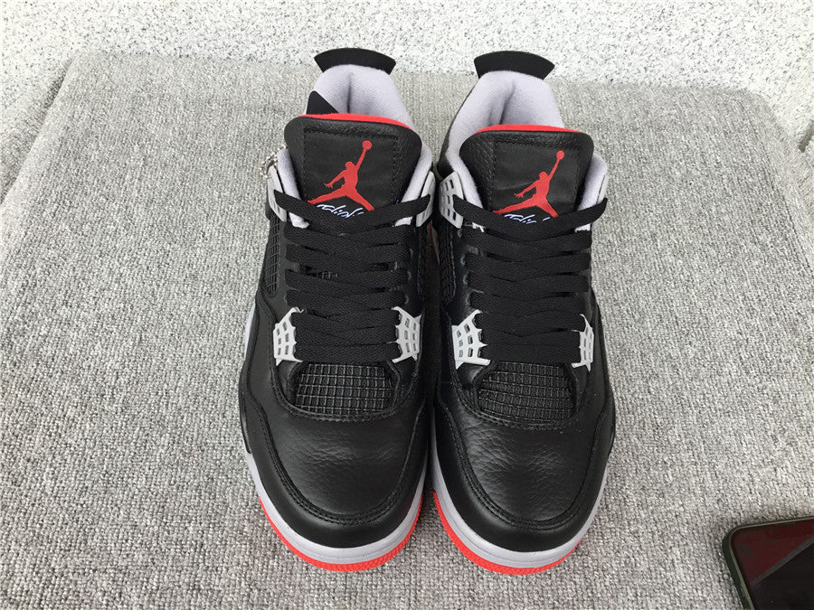 Air Jordan 4 Retro Sneaker "Bred Reimagined"