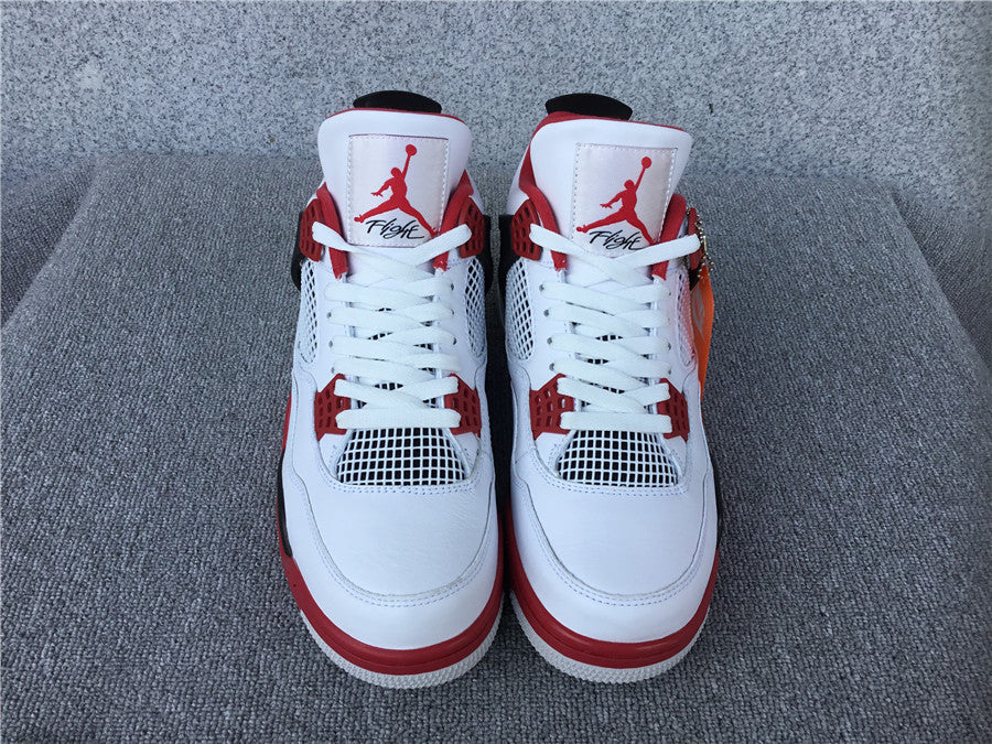 Air Jordan 4 Sneaker "Fire Red"